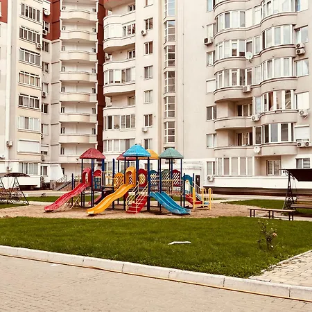 Elit Lev Tolstoi * Chisinau