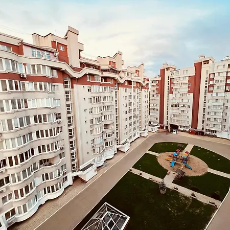 Elit Lev Tolstoi * Chisinau